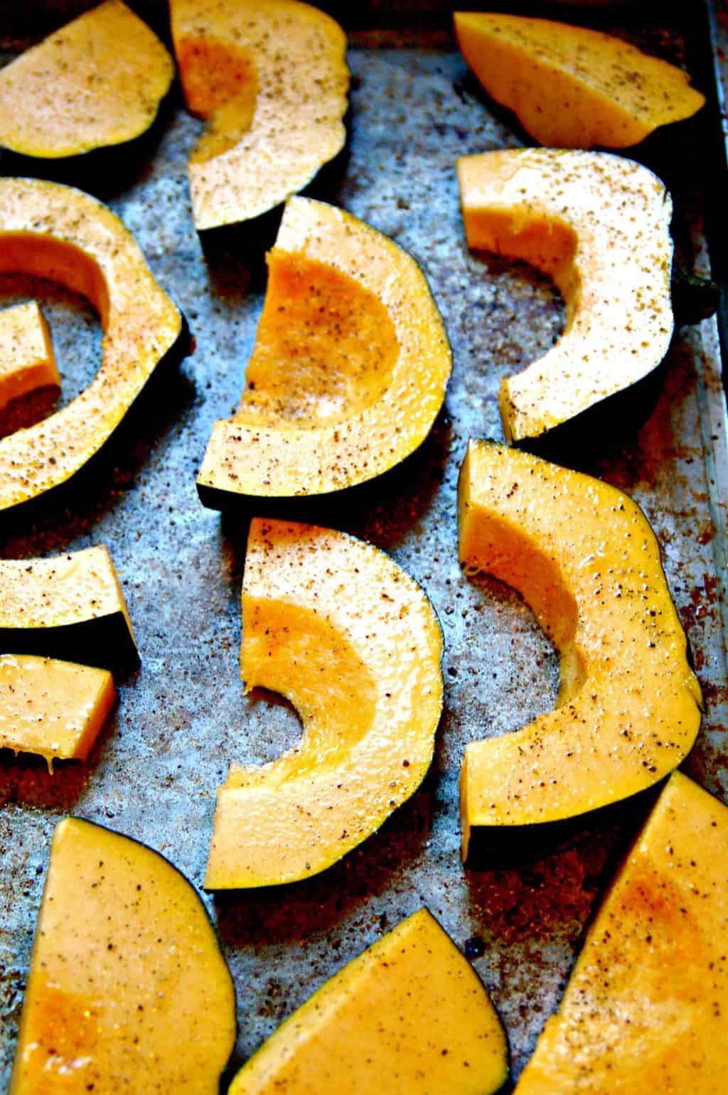 how to roast acorn squash via createkidsclub.com