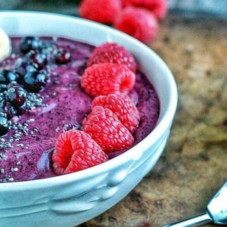 tropical smoothie bowl for kids