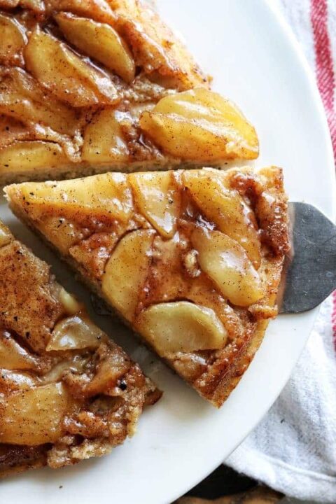 apple pancake cut into slices
