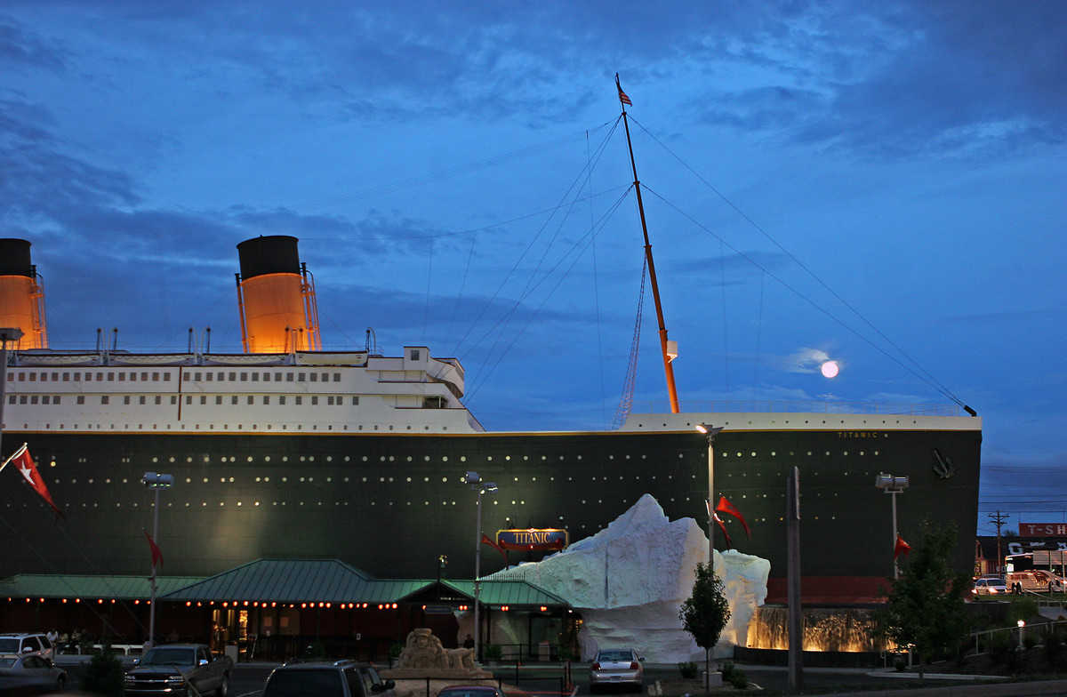 titanic museum , 