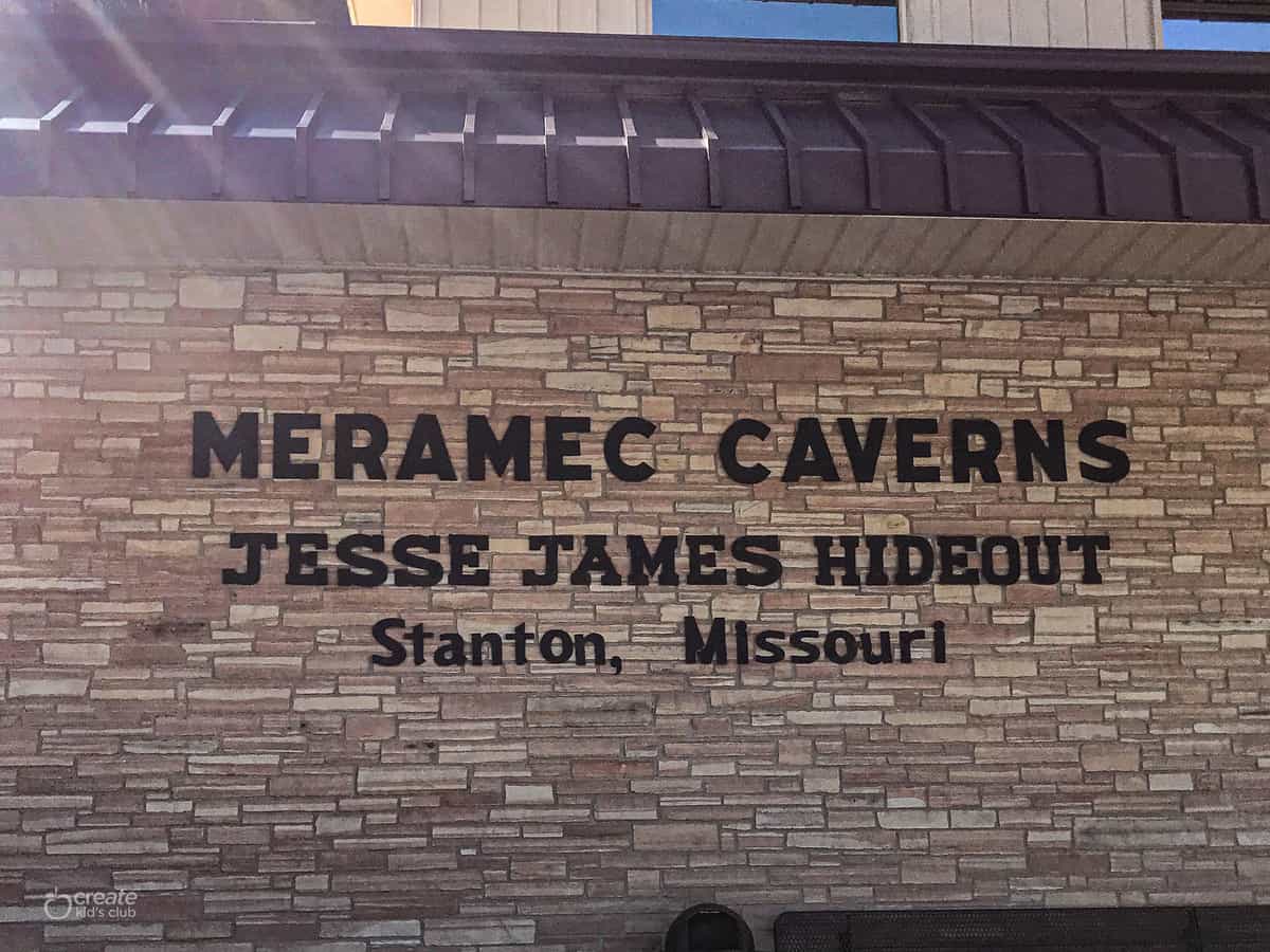 Entrance to Meramec Caverns