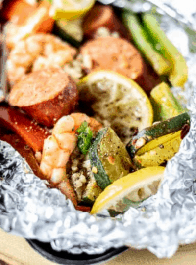 foil pack with cajun shrimp and vegetables