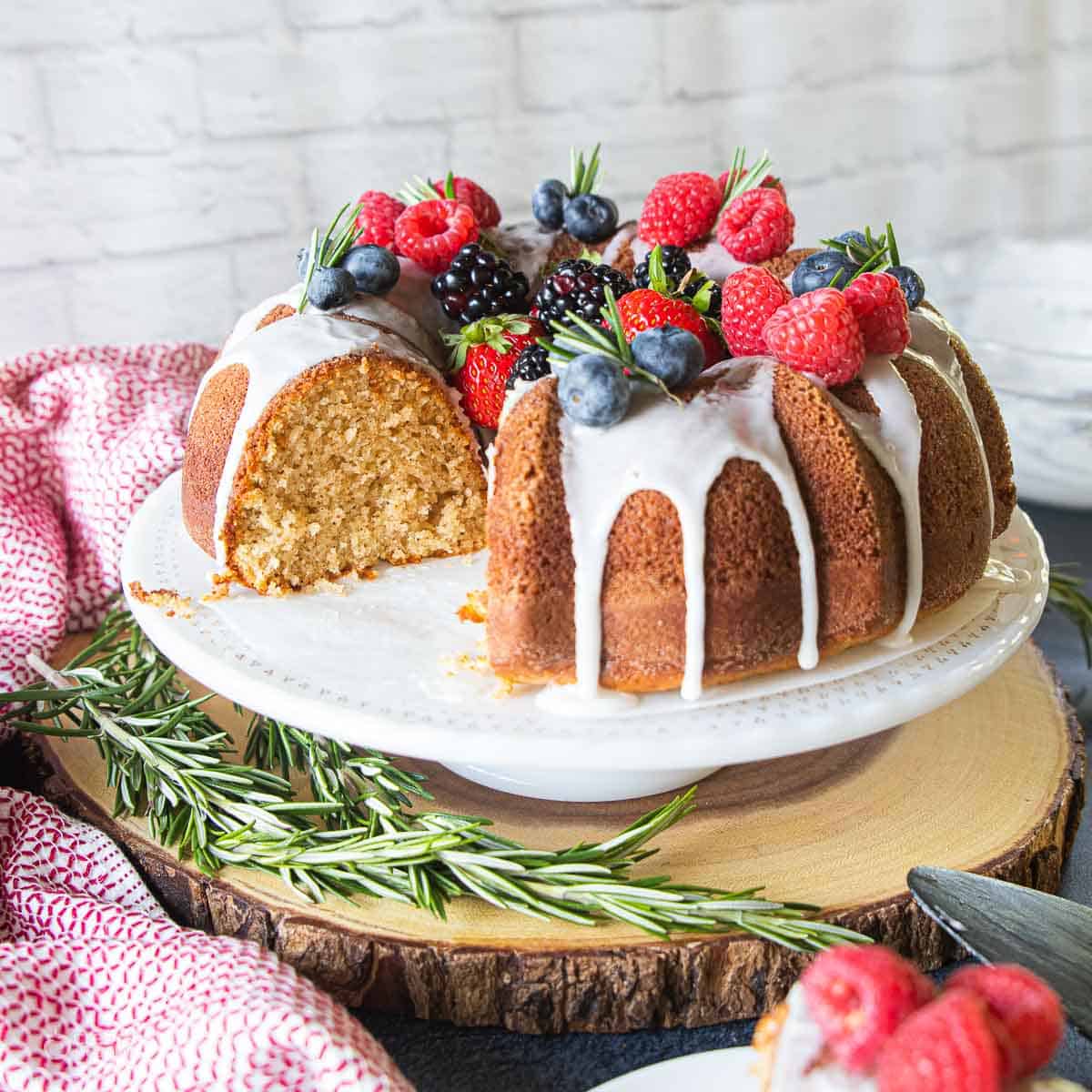 Christmas Wreath Bundt Cake Create