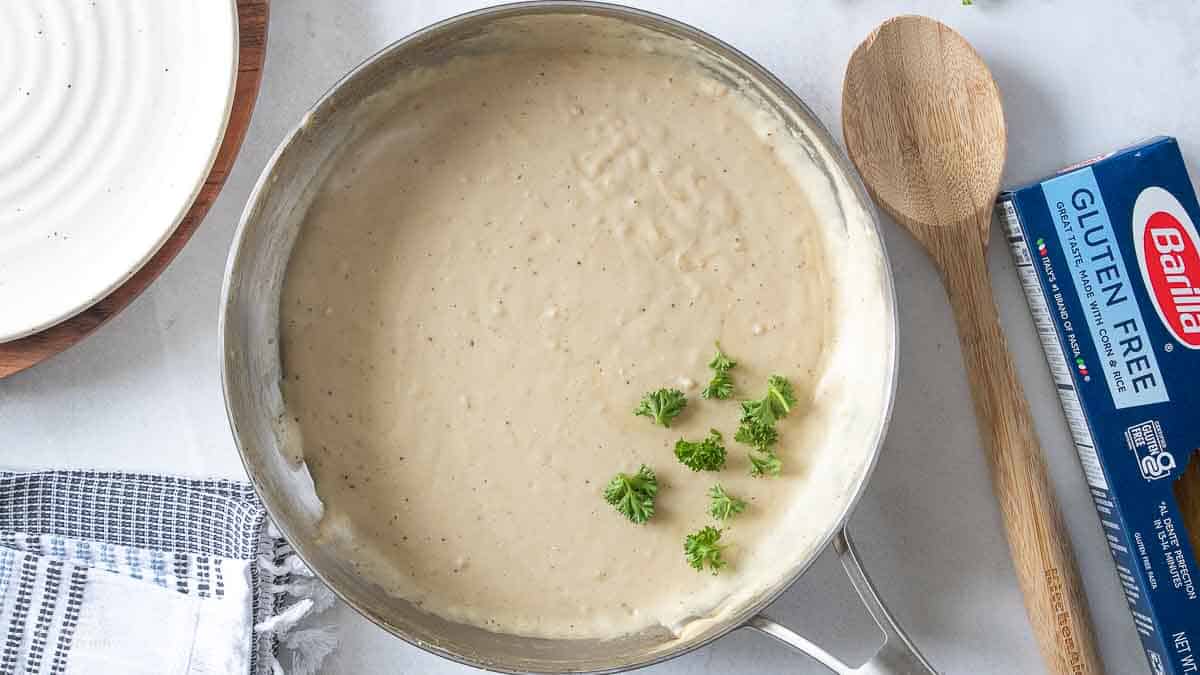 top view of alfredo sauce