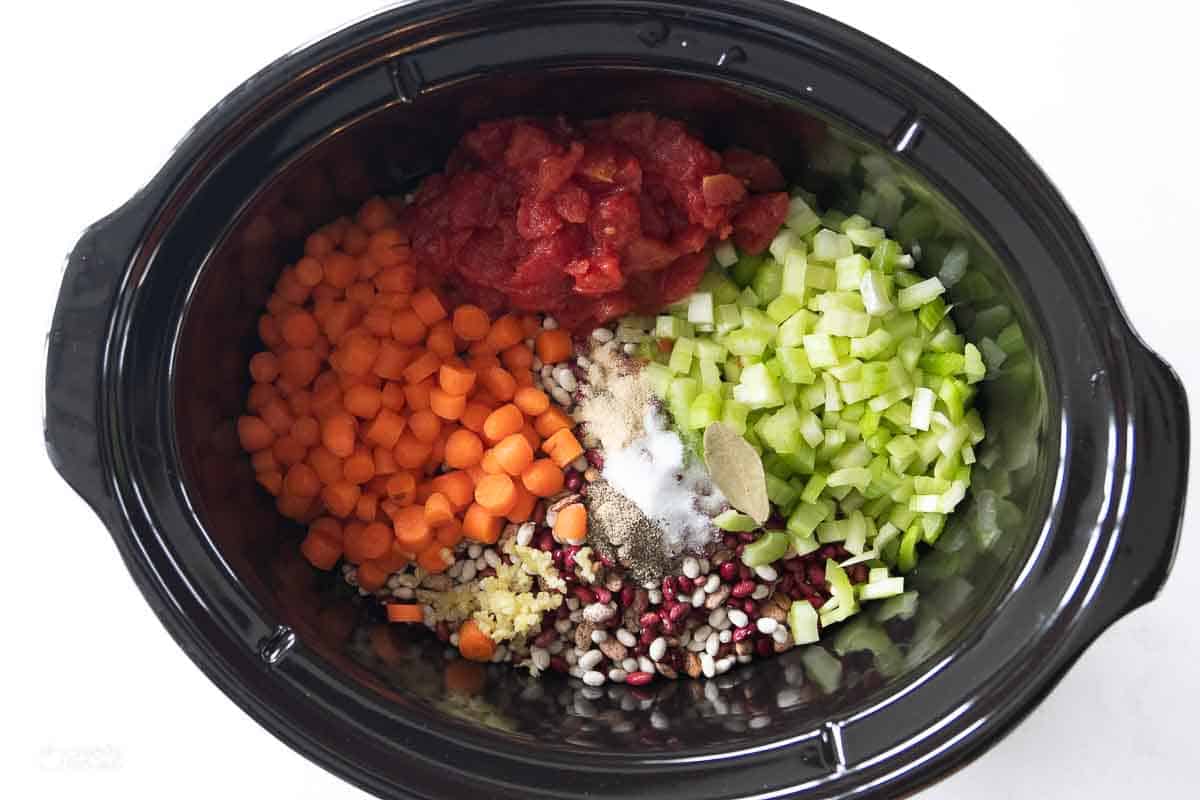 veggies and beans in crockpot