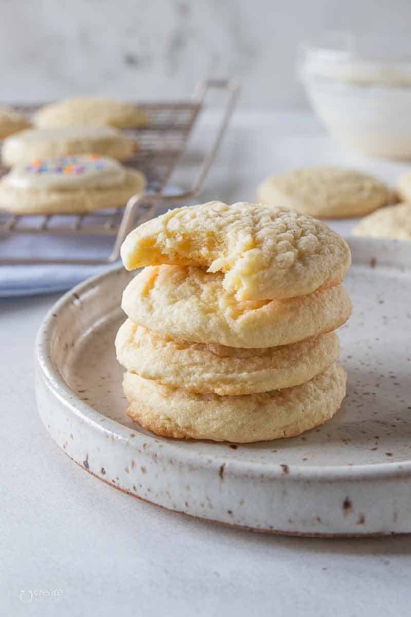 stacked cookies with missing bite from top cookie