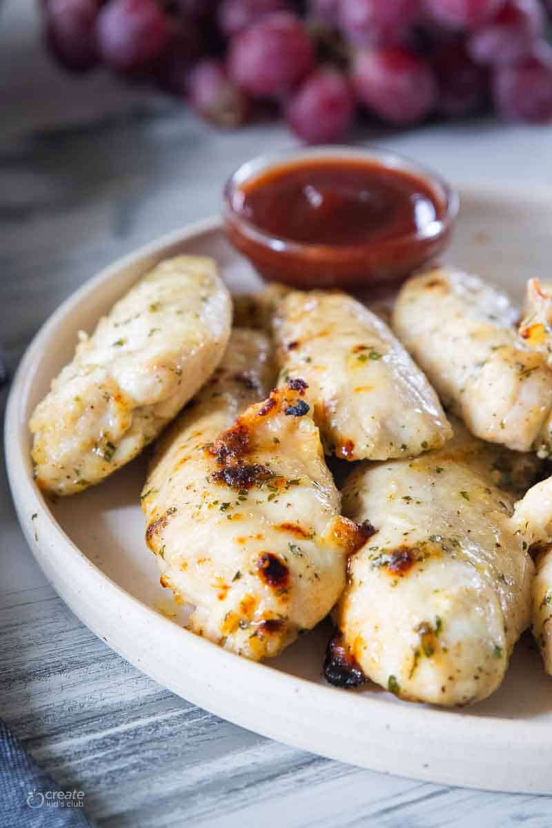 chicken tenders no breading on plate