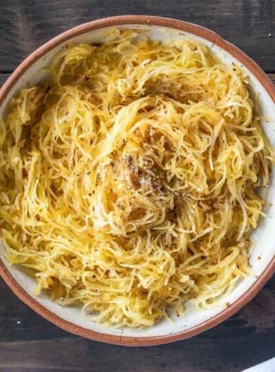 top down view of spaghetti squash