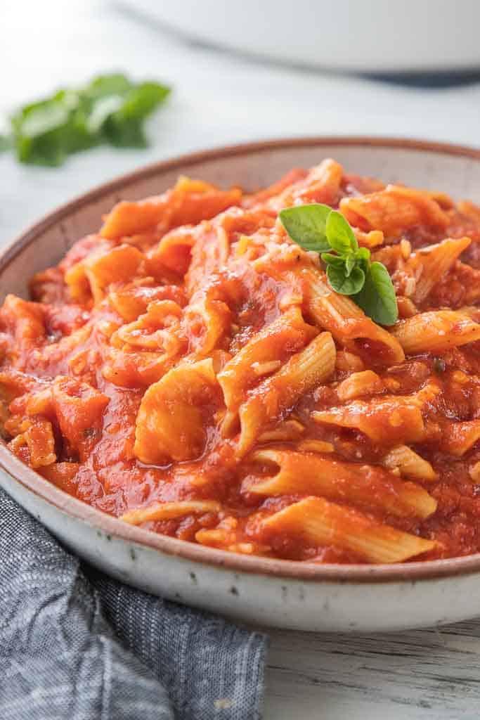 side view of gluten free chicken pasta