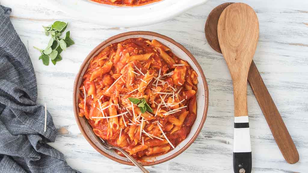 top view of gluten free chicken pasta