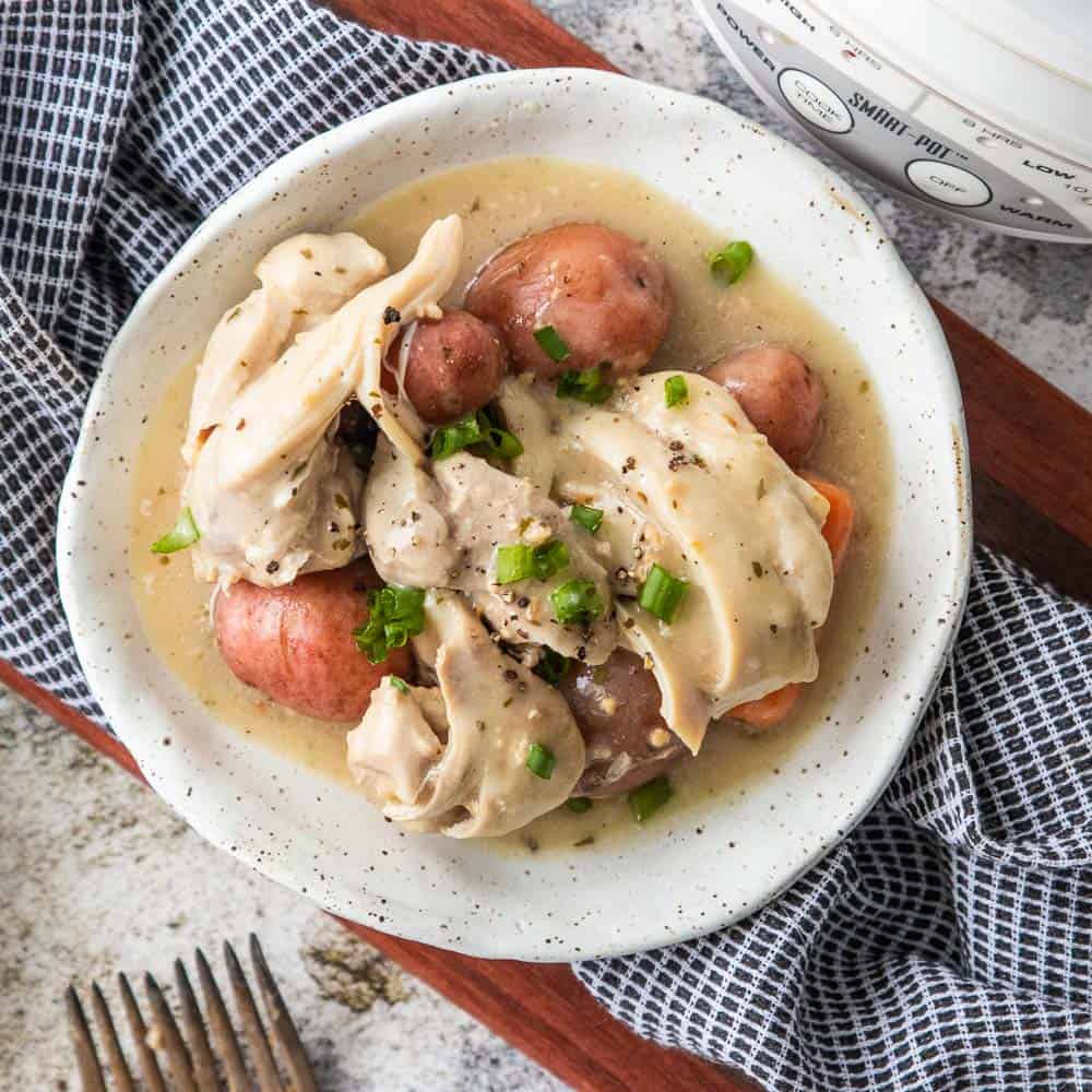 Slow Cooker Ranch Chicken and Red Potatoes - The Magical Slow Cooker