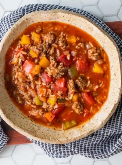 top down view of stuffed pepper soup