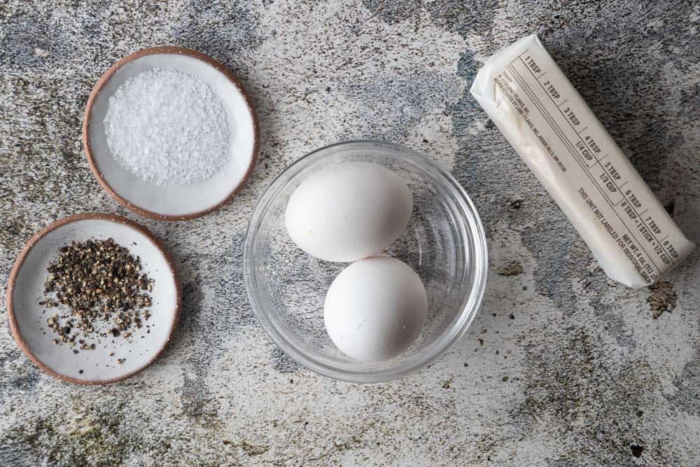 ingredients for over easy eggs