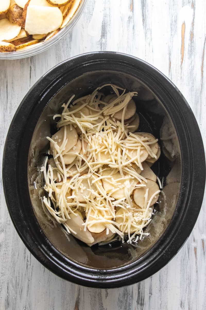 Crock Pot Au Gratin Potatoes | Create Kids Club