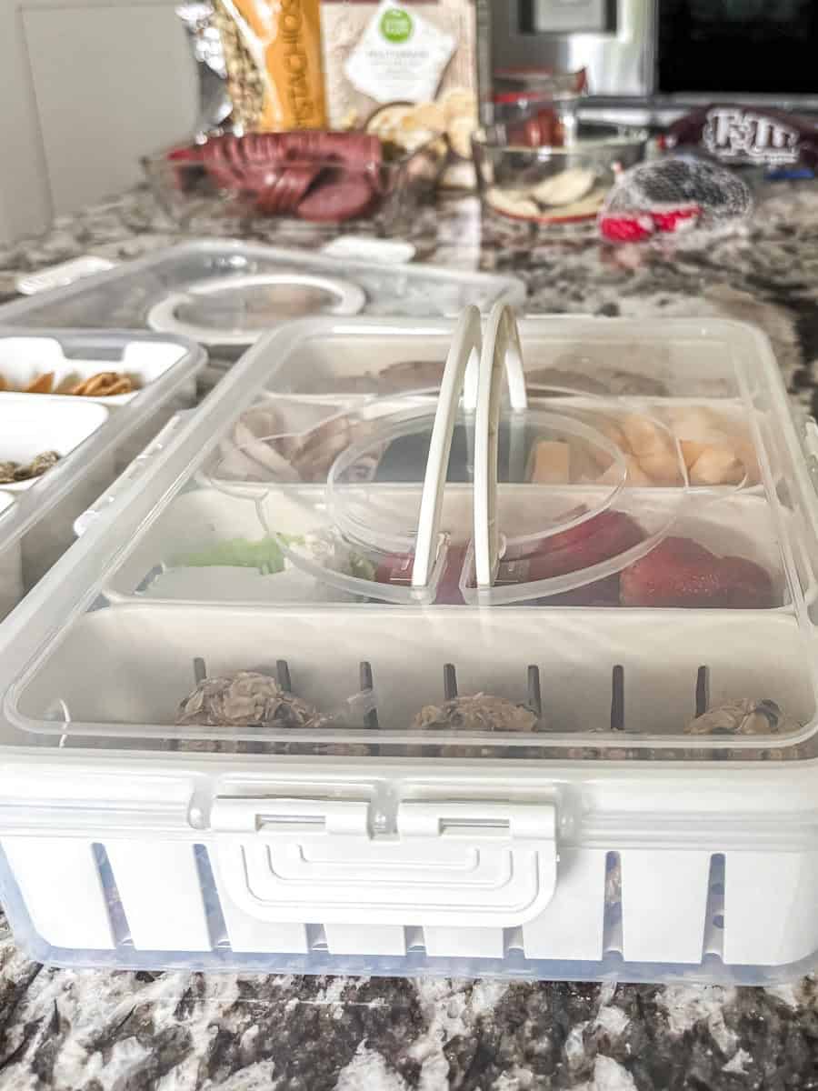 a snackle box with the lid on it